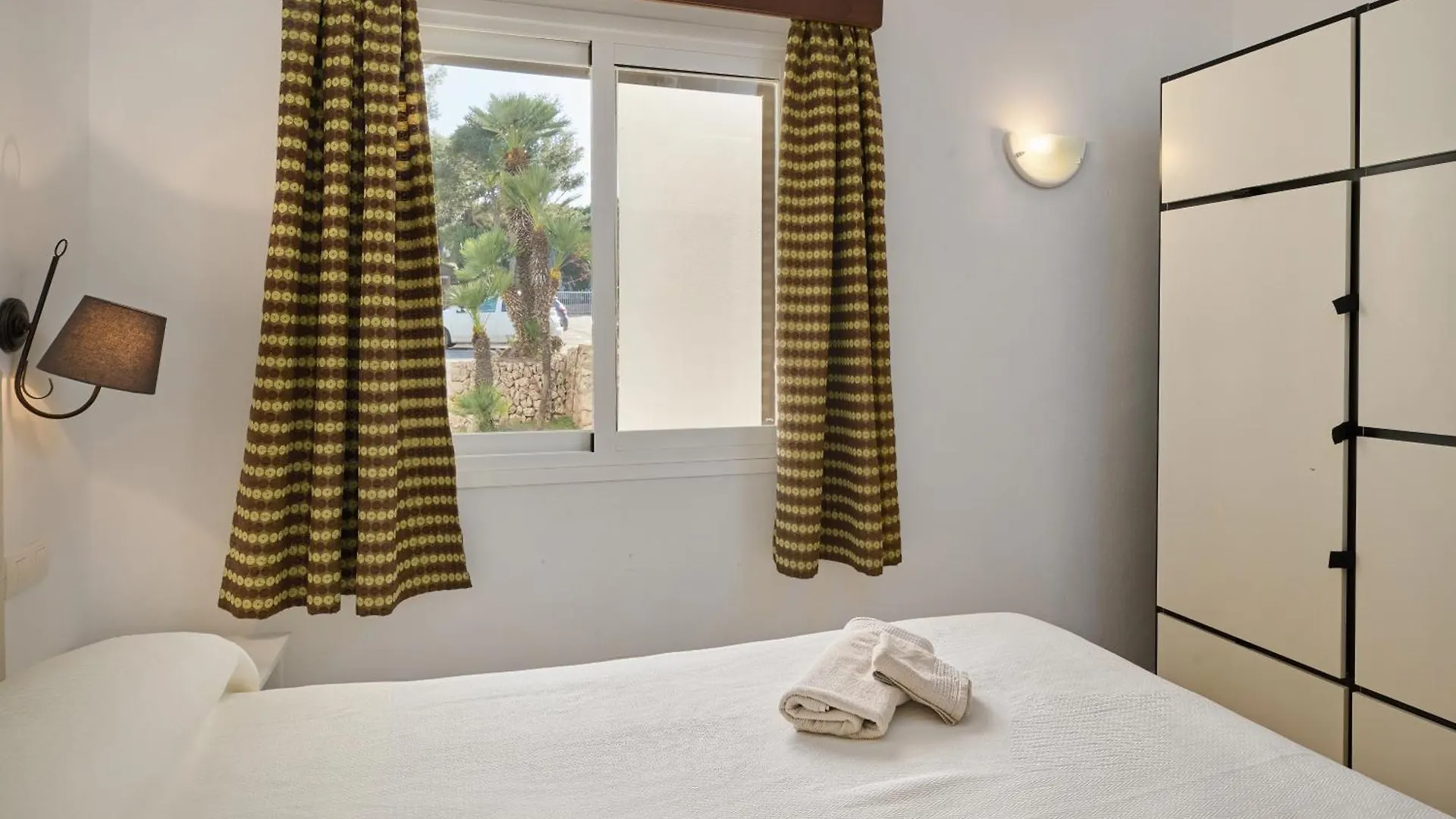 Sea Frontline Apartment 'Charo' Pool And Wifi Santanyi